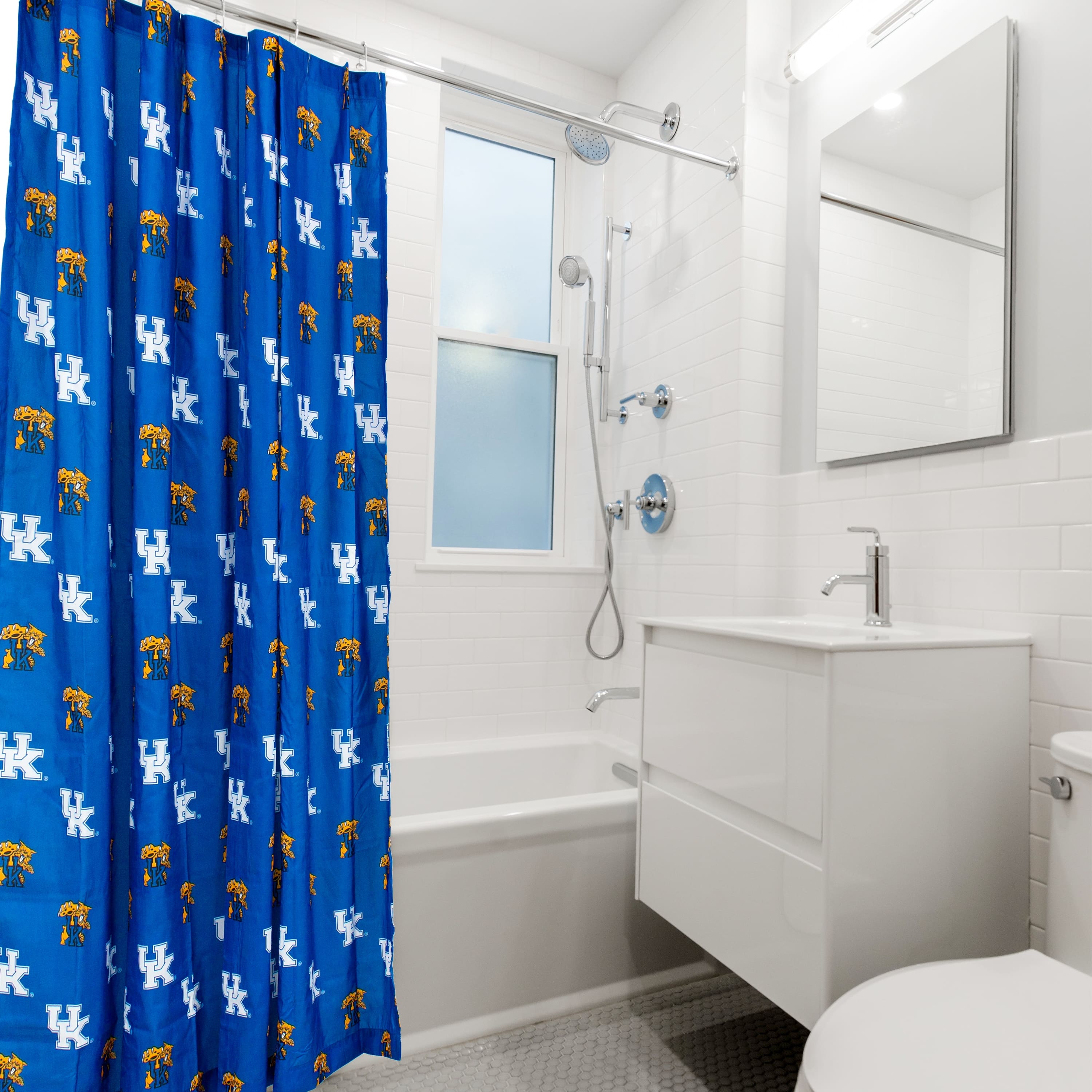Kentucky Wildcats Printed Shower Curtain Cover 70" x 72" Bed Bath